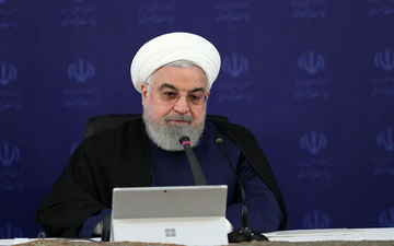 رئیس‌جمهور: طرح فاصله‌گذاری اجتماعی با تبدیل به فاصله‌گذاری هوشمند ادامه خواهد یافت
