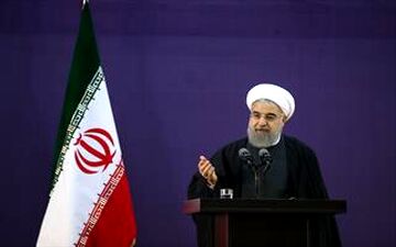  شعار انتخاباتی روحانی تغییر کرد/ قطع امید روحانی از «دولت تدبیر و امید» 