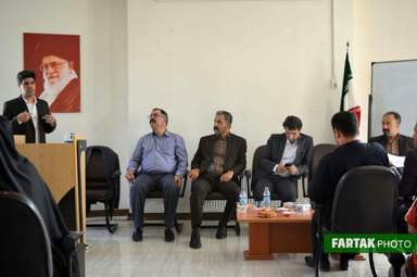 تشکیل نشست هم‌اندیشی اداره گردشگری شهرداری کرمانشاه