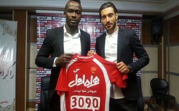 رسمی/بمب پرسپولیس قراردادش را  برای 2 سال دیگر تمدید کرد.