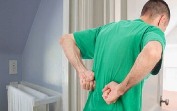 نشانه های هشداردهنده در ابتلای به سنگ کلیه