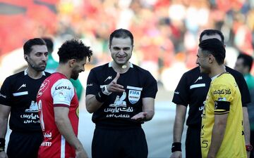 سپاهان از داور و پرسپولیس با هم شکایت کرد!