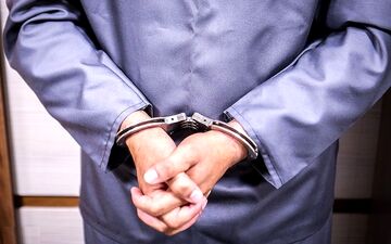 اعتراف پس از قتل همسر/ بر سر مسائل خانوادگی دعوا کردیم با چکش او را کشتم