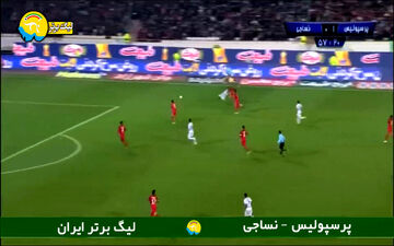 صحنه اخراج ربیع خواه در بازی برابر نساجی مازندران 