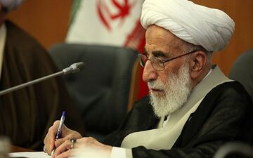 آیت‌الله جنتی: آیت‌الله مهدوی‌کنی یک سیاستمدار صادق و یک انقلابی صریح بود
