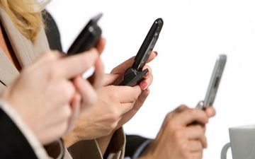 موبایل وآسیب به کلیه ها