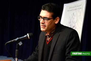 برگزاری عصر شعر و موسیقی بهار در تالار وحدت و تجلیل از روسای انجمن‌های ادبی 