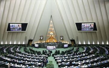 16 وزیر به دولت راه یافتند/ بیطرف از راهیابی به پاستور بازماند