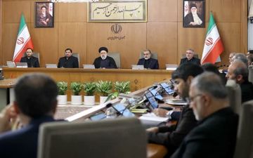 رئیسی: برنامه‌ای جامع برای جهش تولید با مشارکت مردم تدوین شود