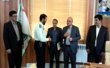 مدیر کل منابع طبیعی و آبخیز داری از فرماندهی یگان حفاظت منابع طبیعی استان کرمانشاه تقدیر کرد