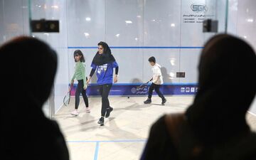 مراسم گرامیداشت روز جهانی اسکواش در بوستان آب‌وآتش برگزار شد