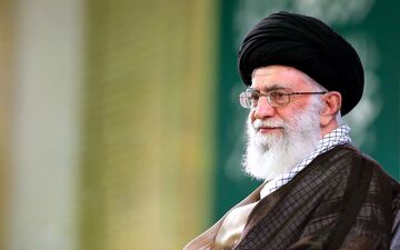 دیدار مجمع عالی فرماندهان سپاه با فرمانده کل قوا