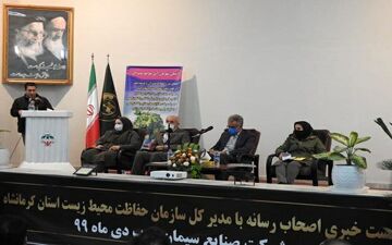 نشست خبری مدیر کل حفاظت محیط زیست استان با اصحاب رسانه بمناسبت روز ملی هوای پاک