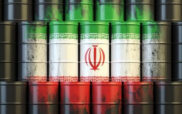 افزایش درآمدهای نفتی ایران/کشورها بدون توجه به تحریم آمریکا مشتری نفت ایران هستند