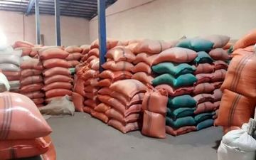 
۳۱ تن برنج و روغن احتکار شده در بروجرد کشف شد
