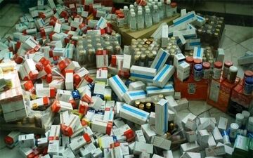 دستگیری اعضای باند قاچاق دارو در زنجان 
