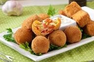 طرز تهیه  توپک سیب زمینی با سس چدار| عالیه