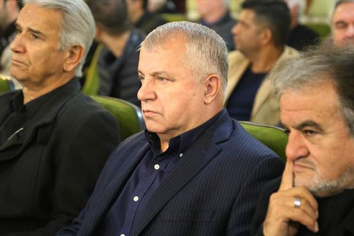دیگر رنگ معنایی ندارد و از خدایم هست استقلال فردا پیروز شود