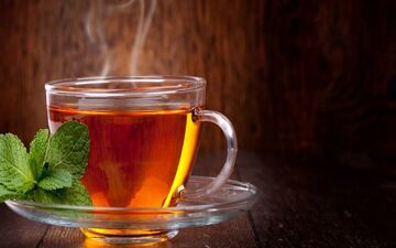 نوشیدن زیاد چای چه بلایی بر سر ما می آورد؟!