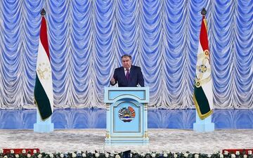تاکید رئیس‌جمهور تاجیکستان بر غنی‌سازی زبان تاجیکی با اصطلاحات نوین