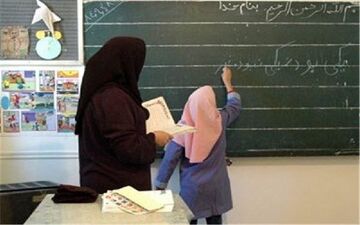 ممنوعیت به کار گیری نیروی جدید حق التدریس» و «آموزشیار نهضت»