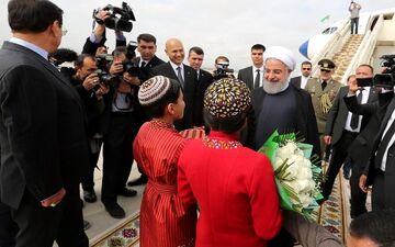 رئیس جمهور وارد عشق آباد شد