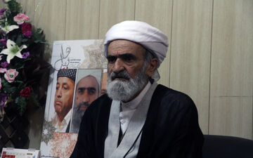 امام جمعه سنندج: استفاده از نسل جوان ضامن توسعه و پیشرفت انقلاب و نظام اسلامی است