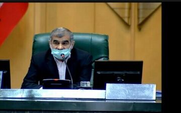 نایب رئیس مجلس خواستار پیگیری  افزایش قیمت قیر و فولاد و سیمان شد
