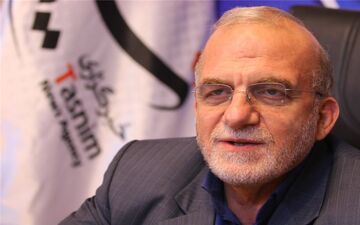  مسئولان هر چه زودتر بازار خودرو را از وضعیت نابسامان فعلی نجات دهند