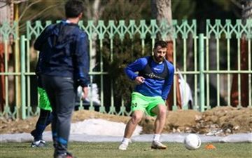 بازگشت دو بازیکن خارجی استقلال مشروط شد