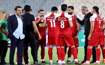 ویدیو/حرکت عجیب بازیکن ذوب آهن در برابر علیرضا بیرانوند