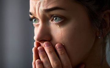 فواید گریه کردن چیست؟