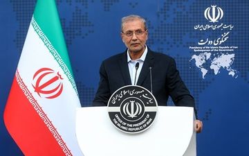 ربیعی: وضعیت عادی در زمینه کرونا در کشور نداریم/ دولت اشتغال‌های از بین رفته را احیا می‌کنند
