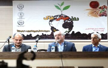 

نیازمند فرهنگ سازی عمومی نسبت به اهمیت بخش خاک هستیم



