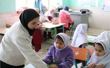 ارتقای رتبه معلمان از مهر آینده
