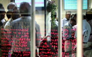 افت ۰.۷۵ درصدی ارزش بورس در هفته پایانی بهار 