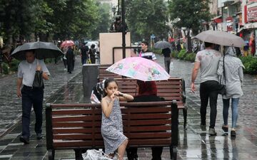  هواشناسی ایران ۱۴۰۲/۰۶/۱۰؛ هشدار ادامه فعالیت سامانه بارشی/کاهش دما در برخی استان‌های شمالی 