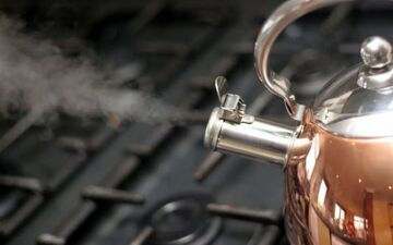 جوشاندن آب کتری برای دومین بار مضر است؟