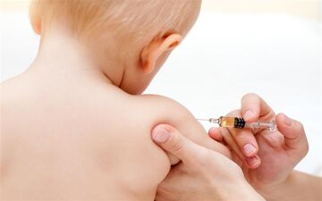 افزایش خطر شیوع بیماری‌های واگیر با به تعویق انداختن واکسیناسیون در شرایط فعلی
