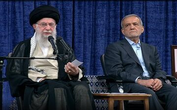 گزیده ای از سخنان رهبر انقلاب در مراسم تنفیذ حکم ریاست جمهوری

