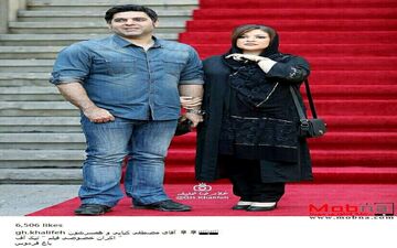 مصطفی کیایی به همراه همسرش در اکران تیک آف (عکس)