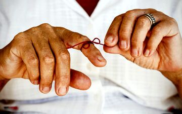 هر آنچه نیاز است درباره آلزایمر بدانید