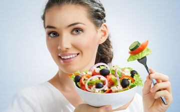خوراکی های فوق العاده ای که هیچ زنی نباید از دست بدهد