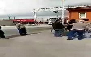 کتک زدن راننده ایرانی در مرز ترکیه + فیلم