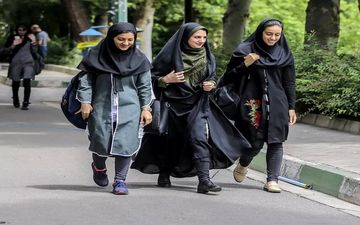 این دانش آموزان و طلاب بدون شرکت در کنکور معلم می شوند!