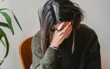  علل خستگی پس از کار را بررسی می‌کنیم؟ | چگونه با خستگی بعد از کار کنار بیاییم؟