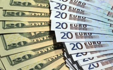 قیمت دلار و یورو بازار آزاد امروز شنبه ۲ خرداد ۱۴۰۵ 