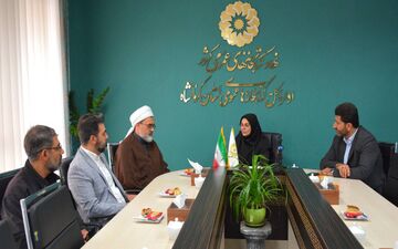 پیوند مسجد و کتابخانه برای ترویج دانایی / قفسه‌های کتابخانه‌های کرمانشاه با منابع معتبر اهل‌سنت غنی‌تر می‌شود