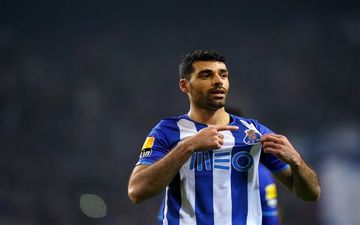 طارمی امشب توپ طلای فوتبال پرتغال را می‌برد