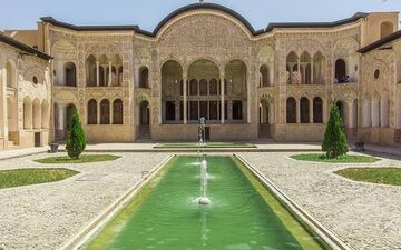 معماری بی‌نظیر ایرانی در شهر ۷۰۰۰ساله